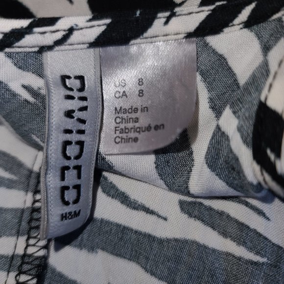 H&M Divided Zebra Tank Size US 8 - Picture 7 of 7